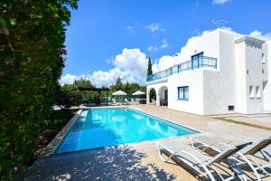 Azzurro Holiday Villas