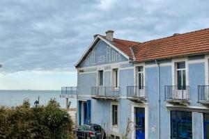 Appartements Beautiful seafront apartment : photos des chambres