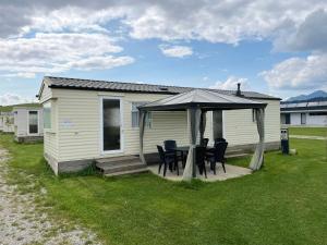 Mobilný dom v kempe Marina Liptov - Ubytování bez kategorie ve městě Bešeňová