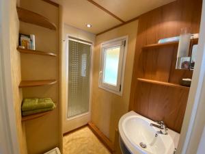 Charmant Mobile-home 6 personnes sur terrain privé à 200 m de la plage - PADRIG