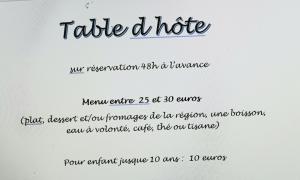 B&B / Chambres d'hotes Petit manoir de la berthenlaire : photos des chambres