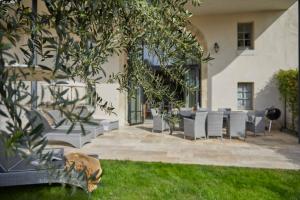 Hotels Chateau St Pierre de Serjac : photos des chambres