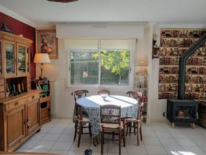 Ty Clafout Vannetaise parking wifi linge non inclus