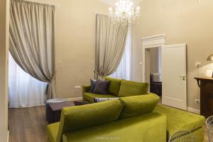 SiBilla Suite Apartment - via Oberdan 13