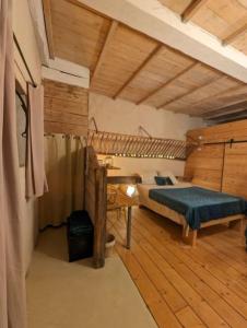 Appartements Logement - Studio independant a Perouges : photos des chambres