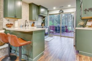 Cozy Wrightwood Cabin Family and Pet Friendly!