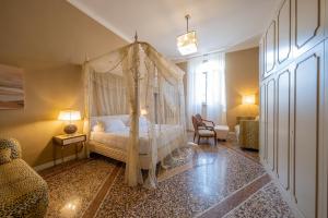 Lungarno Buozzi 7 Apartments