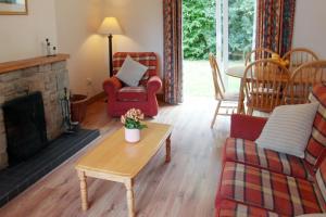 Leitrim Quay - Riverside Cottage 6