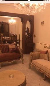 شقة فاخره اطلاله وفيو النيل بالزمالك 1