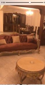 شقة فاخره اطلاله وفيو النيل بالزمالك 1