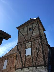 Le pigeonnier maison de caractère logement 4 personnes La maisonnette rénovée logement 2 personnes