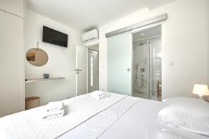 Luksusowy apartament z podgrzewanym basenem i widokiem na morze