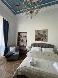 Heaven Luxury Home - 4 br, 3 bth, 13 pr, dowtown