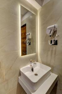 Home2 Studio Apartments