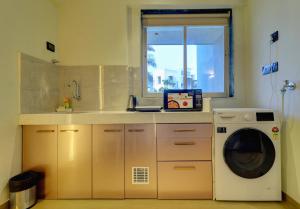 Home2 Studio Apartments