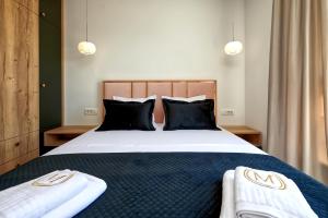 Penthouse z basenem i widokiem na morze