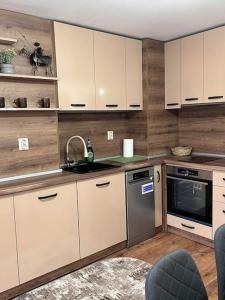 Двуспален апартамент в к-с Пирин Палас