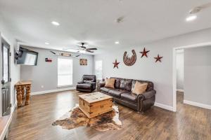 The Texas Experience near the Stockyards!