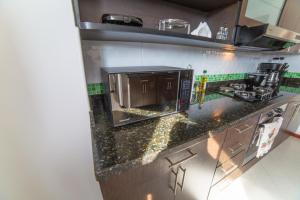 Top floor apt wBalcony in El Poblado