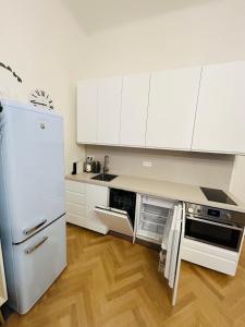 River Site Apartment Janáčkovo nábřeží 27