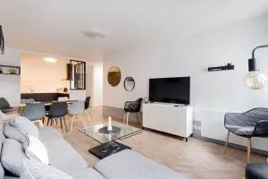 Élégance - DisneyLand Paris - Vallée Village - 7 à 9 personnes - Serris