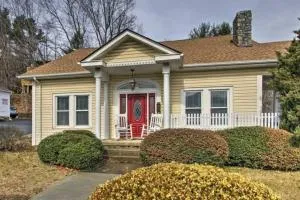 Downtown Boone ON King Street - 2 Bedroom Home - Hodges Gap