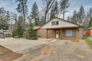 Charming Lakehead Cabin Walk to Shasta Lake! - Lakehead
