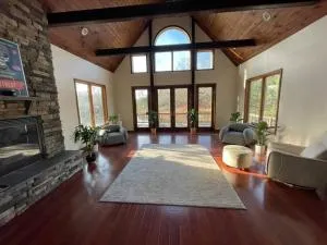 For a private, stunning vacation home or retreat - Lancaster