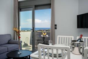 E&A luxury apartment with sea view