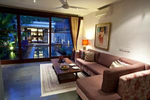 Sujiwana 2BR Luxury Jungle Pool View Villa CYN