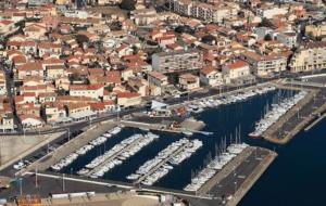 Studio avec grande terrasse 2 personnes à Valras plage