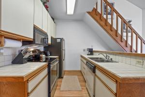 Sierra Cabin Condo – Sun Meadows 1 BedroomLoft condo