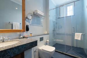 Araliya Red - Budget friendly Hotel-you find stunning 360 panoramic view of Nuwara Eliya