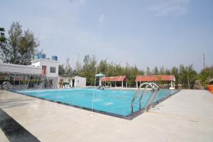 Lake View Village Resort