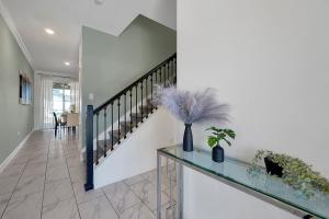 Storey Lake Escape w Pool, Games & Water Park