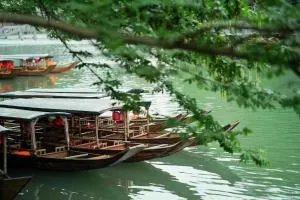 凤凰古城宝庆民宿 - Ganziping