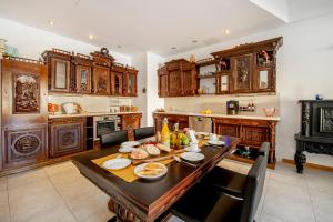 St. Julians Portomaso Marina Antique Apartment