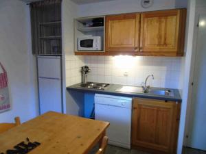 Chalet Arrondaz - 3 Pièces pour 6 Personnes MAE-8924