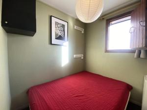 Résidence Reine Blanche - Val Thorens location: appartement avec chambre, balcon au sud, bordure de pistes MAE-9052