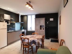 Gîte de France Gîte vallée de la sourdoire 3 épis - Gîte de France 6 personnes MAE-9184