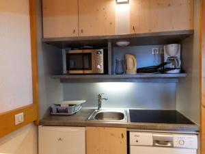 Résidence Nova - Appartement 2 pièces 6 personnes proche des pistes, des commerces, de la garderie et de lESF au centre de la station d’Arc 1800 MAE-1689