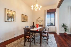Palazzo Boito Luxury Apartment on Lido with Venice view