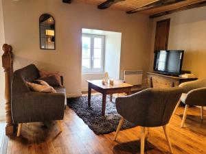 Appartements Gite de France Gite des veyssieres 3 epis - Gite de France 4 personnes MAE-9654 : photos des chambres