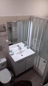 Appartements Gite de France Le colibri 2 epis - Gite de France 6 personnes MAE-9894 : photos des chambres