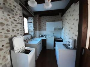 Gîte de France à Lamazière-Haute 2 épis - Gîte de France 5 personnes MAE-9934