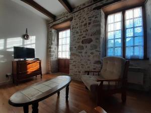 Gîte de France à Lamazière-Haute 2 épis - Gîte de France 5 personnes MAE-9934