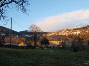 Gîte de France Des alpagas 2 épis - Gîte de France 12 personnes MAE-9944