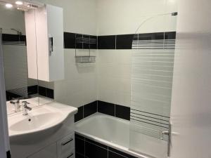 Résidence Rond-point-pistes Ii - Deux pièces 6 pers au rond point des pistes 76B avec WIFI MAE-7124