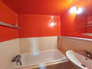 Résidence Tournavelles - Appartement 2 pièces 5 personnes au pied des pistes et des commerces, proche de lESF et de la garderie dans le village des Vill MAE-1915