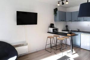 Résidence Les Carlines - Studio équipé pour 4 personnes vue pistes MAE-0214